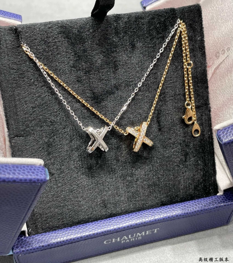 CHAUMET